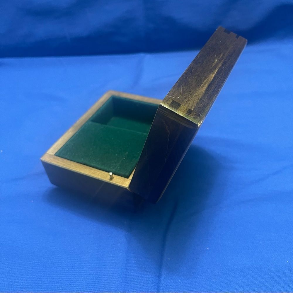 Vintage Jewelry musical box - Picture 4 of 6